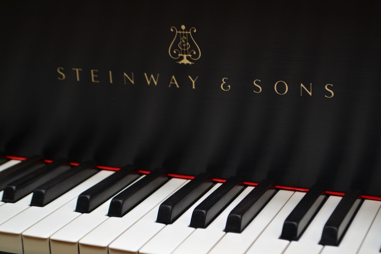 EN RESTAURATION : Steinway & Sons modèle A 1930.